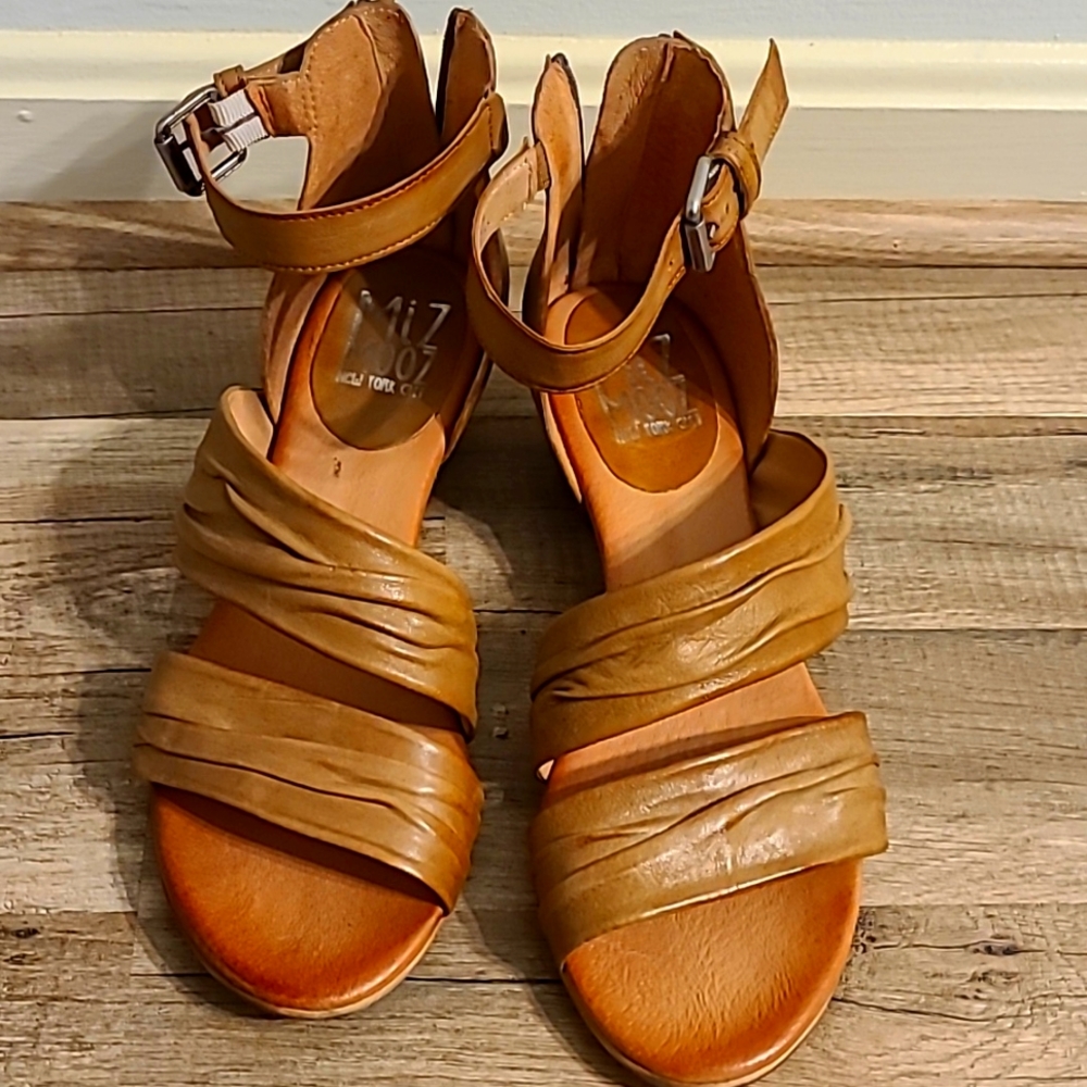 Miz Mooz Cassie Sandal